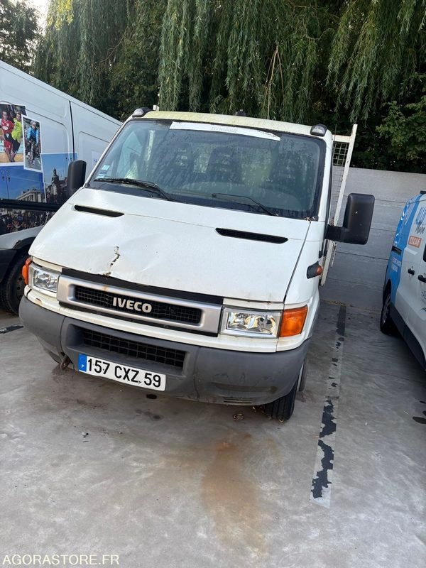 Iveco - Tipper van: picture 1 Iveco - Tipper van: picture 1