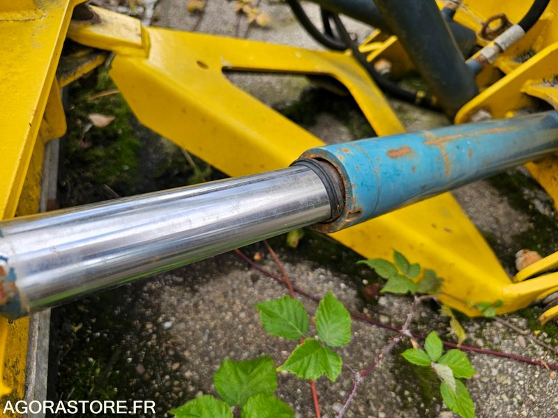 LAME DE DENAIGEMENT SCHMIDT - 20400 - Snow plough: picture 3 LAME DE DENAIGEMENT SCHMIDT - 20400 - Snow plough: picture 3