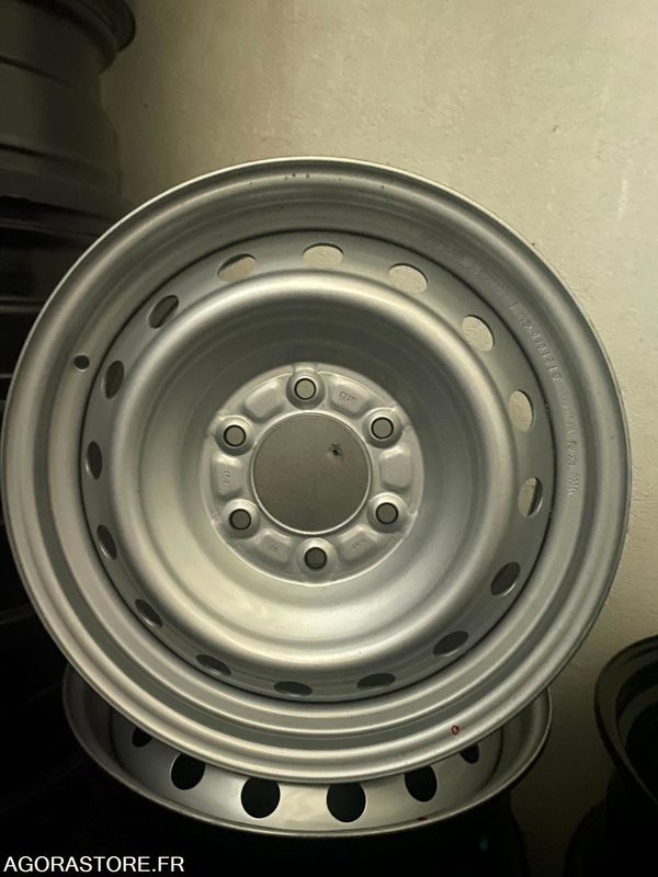 LOT DE 56 JANTES TOLE POUR FORD RANGER 17 POUCES R1-1974 - Tool/ Equipment: picture 1 LOT DE 56 JANTES TOLE POUR FORD RANGER 17 POUCES R1-1974 - Tool/ Equipment: picture 1