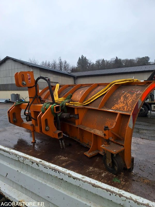 Lame de déneigement - Snow plough: picture 3 Lame de déneigement - Snow plough: picture 3