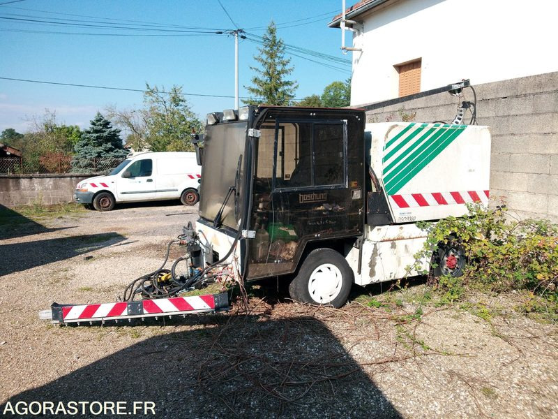 Laveuse de voirie Boshung - Road sweeper: picture 2 Laveuse de voirie Boshung - Road sweeper: picture 2