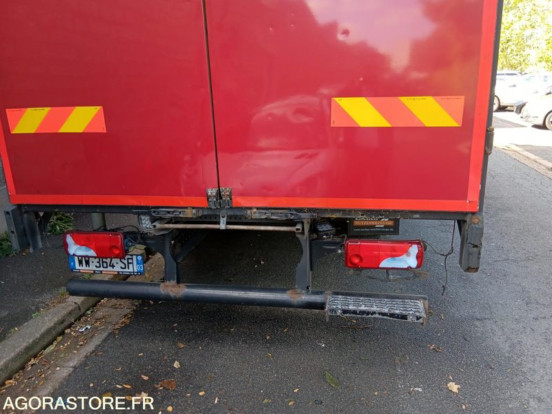 MAN TGL 7.150 ANNEE 2011- 7.5T - 385 000 KMS - Box truck: picture 4 MAN TGL 7.150 ANNEE 2011- 7.5T - 385 000 KMS - Box truck: picture 4