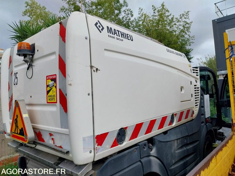 MATHIEU BALAYEUSE MC 400 GRAND AZZURA - Road sweeper: picture 2 MATHIEU BALAYEUSE MC 400 GRAND AZZURA - Road sweeper: picture 2