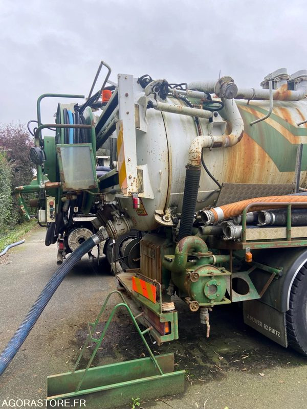 MERCEDES ACTROS 2031 HUWER 2001 (300000Km ) NON ROULANT EXPORT UNIQUEMENT - Vacuum truck: picture 5 MERCEDES ACTROS 2031 HUWER 2001 (300000Km ) NON ROULANT EXPORT UNIQUEMENT - Vacuum truck: picture 5