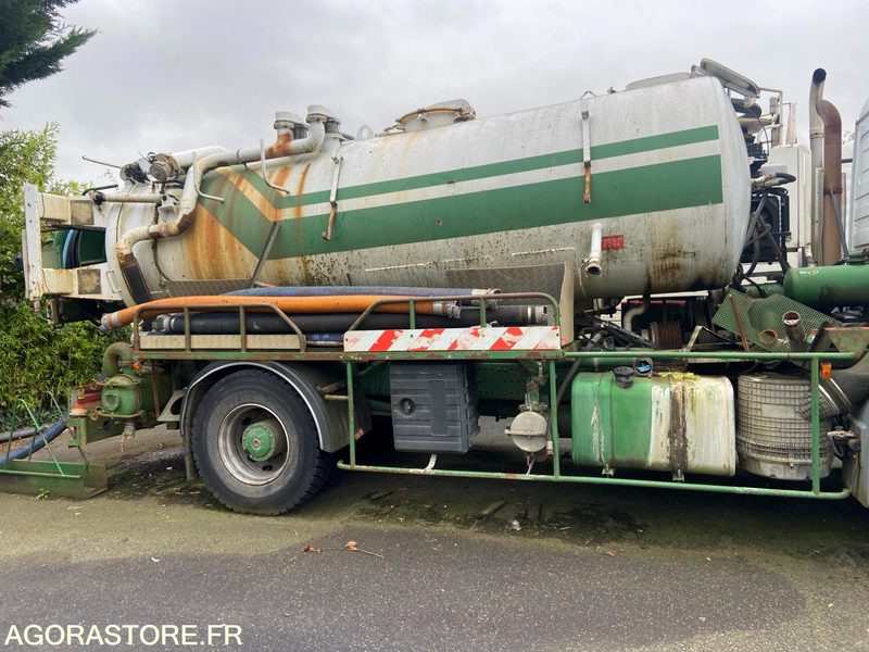 MERCEDES ACTROS 2031 HUWER 2001 (300000Km ) NON ROULANT EXPORT UNIQUEMENT - Vacuum truck: picture 4 MERCEDES ACTROS 2031 HUWER 2001 (300000Km ) NON ROULANT EXPORT UNIQUEMENT - Vacuum truck: picture 4