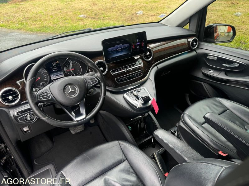 MERCEDES CLASSE V 250 190 CV EXTRA LONG 8 PLACES - 2015 - 185000km - PRIX TTC - Minibus, Passenger van: picture 3 MERCEDES CLASSE V 250 190 CV EXTRA LONG 8 PLACES - 2015 - 185000km - PRIX TTC - Minibus, Passenger van: picture 3