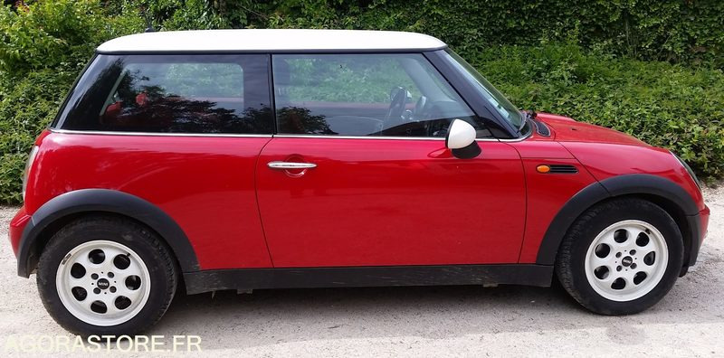 MINI COOPER 1.6 ESSENCE DE 12/2001 AVEC 123458 KM GARANTIS 1 ère MAIN - Car: picture 5 MINI COOPER 1.6 ESSENCE DE 12/2001 AVEC 123458 KM GARANTIS 1 ère MAIN - Car: picture 5