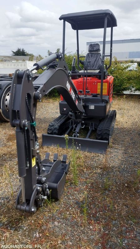 MINI-PELLE MOTEUR KUBOTA - HUAYEE HY20 - Excavator: picture 2 MINI-PELLE MOTEUR KUBOTA - HUAYEE HY20 - Excavator: picture 2