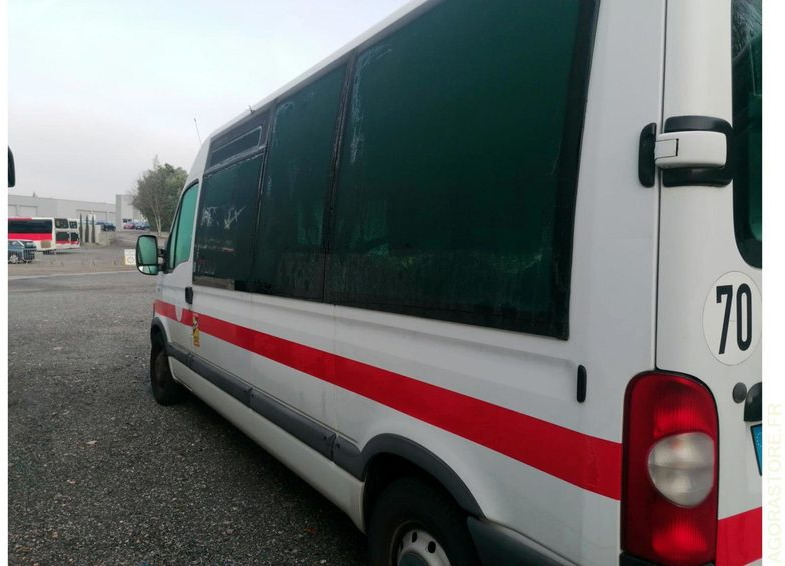 MINIBUS-RENAULT-MASTER-94740 (3102) MEC 2010/356076 KM- BA988TZ - Minibus, Passenger van: picture 3 MINIBUS-RENAULT-MASTER-94740 (3102) MEC 2010/356076 KM- BA988TZ - Minibus, Passenger van: picture 3