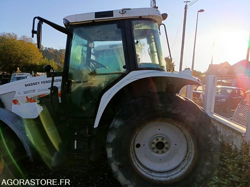 Massey Ferguson 6445 CT-742-PG - Farm tractor: picture 4 Massey Ferguson 6445 CT-742-PG - Farm tractor: picture 4