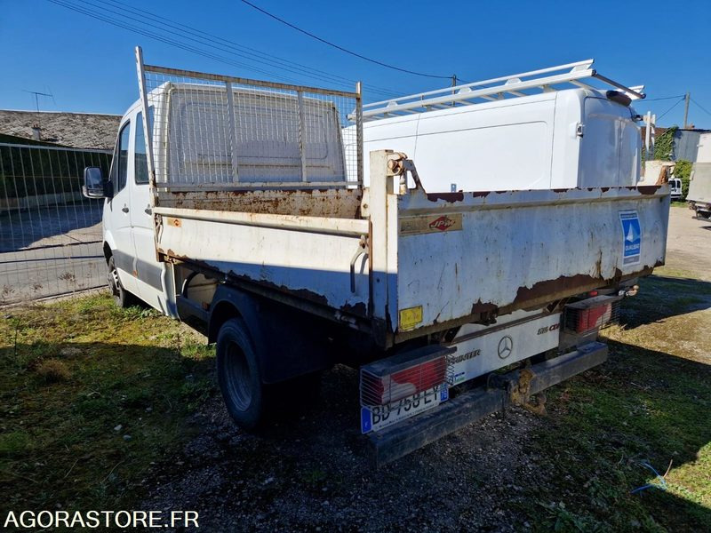 Mercedes Sprinter - BD758EY - 165055km - 2010 - Tipper van: picture 4 Mercedes Sprinter - BD758EY - 165055km - 2010 - Tipper van: picture 4