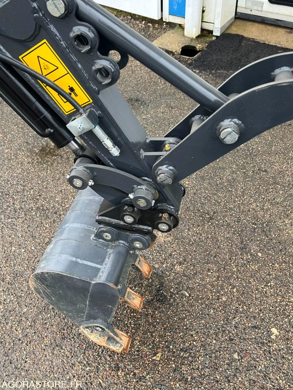 Mini pelle 1.1T sur batterie lthium - Mini excavator: picture 3 Mini pelle 1.1T sur batterie lthium - Mini excavator: picture 3