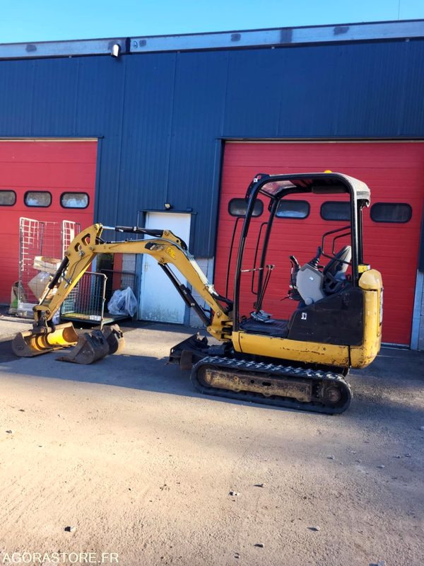 Mini pelle caterpillar 301.7 - Mini excavator: picture 1 Mini pelle caterpillar 301.7 - Mini excavator: picture 1
