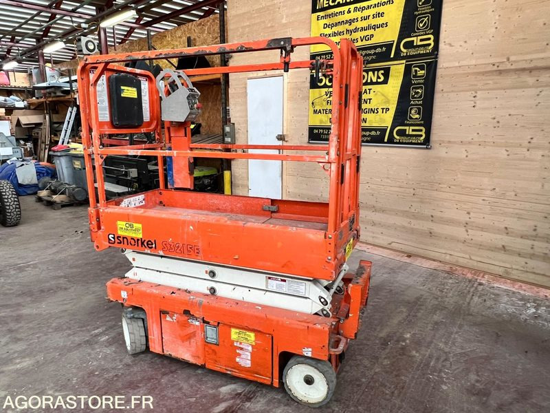 Nacelle ciseaux 6,5M électrique SNORKEL S3215E - 2016 - 840 heures - Scissor lift: picture 2 Nacelle ciseaux 6,5M électrique SNORKEL S3215E - 2016 - 840 heures - Scissor lift: picture 2