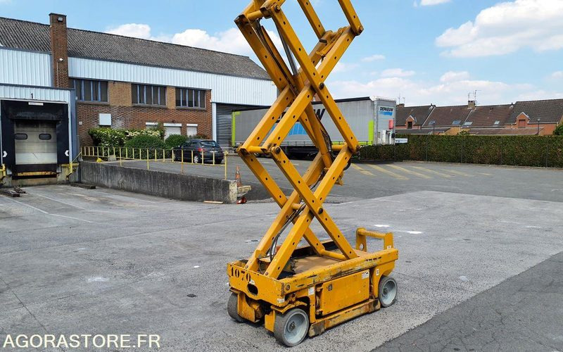 Aerial platform Nacelle electrique à ciseaux 7 m GENIE GS1930: picture 7