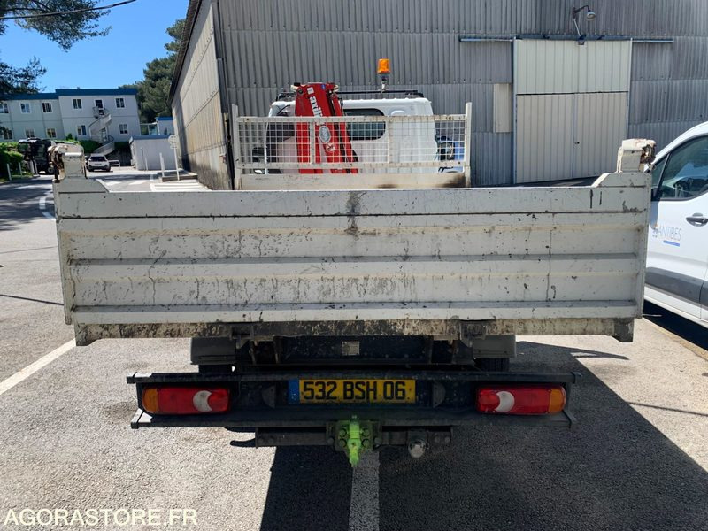 Nissan Cabstar - 2006 - 127 000 kms - 532 BSH 06 - Tipper van: picture 5 Nissan Cabstar - 2006 - 127 000 kms - 532 BSH 06 - Tipper van: picture 5