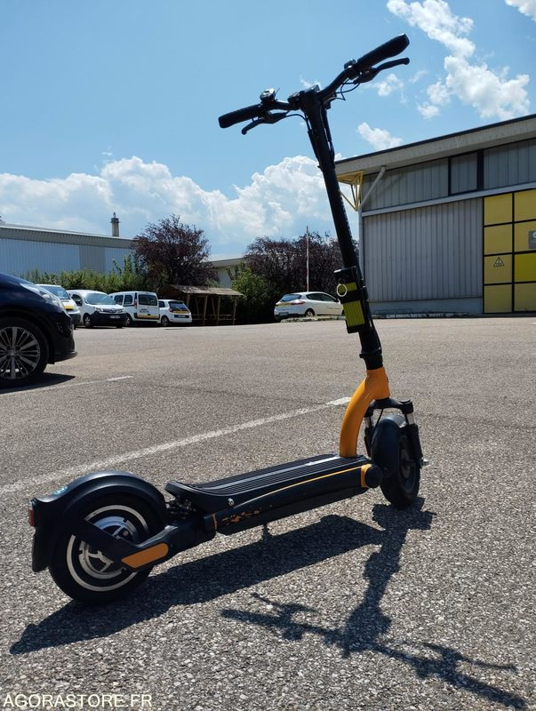 Trottinette Hikerboy Foxtrot Plus de 2021 n° 200258 - Other machinery: picture 4 Trottinette Hikerboy Foxtrot Plus de 2021 n° 200258 - Other machinery: picture 4