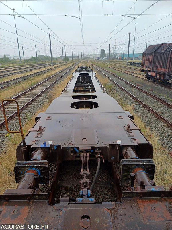 Wagon plat intermodal type Sggnss – modèle 6432B0-4, 72 pieds - 2003 (ref 1025) - Other machinery: picture 2 Wagon plat intermodal type Sggnss – modèle 6432B0-4, 72 pieds - 2003 (ref 1025) - Other machinery: picture 2