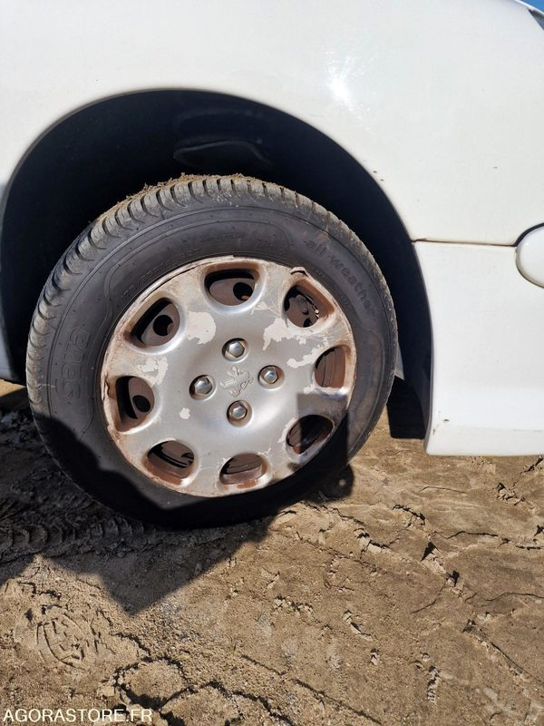 Car PEUGEOT 206 - LOT N°1: picture 7