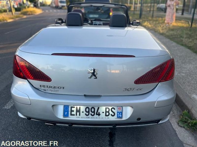 PEUGEOT 307 CC 2.0 HDI 136 CV - 2005 - 263 802km - Car: picture 3 PEUGEOT 307 CC 2.0 HDI 136 CV - 2005 - 263 802km - Car: picture 3