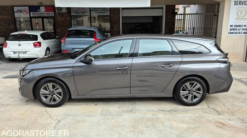 PEUGEOT 308 III (P5) SW 1.5 BlueHDi 16V S&S 130 cv Boîte automatique pas TVA - Station wagon: picture 2 PEUGEOT 308 III (P5) SW 1.5 BlueHDi 16V S&S 130 cv Boîte automatique pas TVA - Station wagon: picture 2