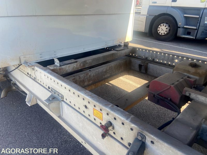 Tipper van PEUGEOT BOXER BENNE - 2023 - 110500 Kms: picture 7 Tipper van PEUGEOT BOXER BENNE - 2023 - 110500 Kms: picture 7