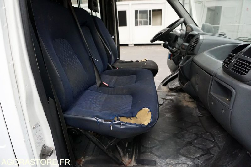 PEUGEOT BOXER PLATEAU DOUBLE CABINE - Tipper van: picture 5 PEUGEOT BOXER PLATEAU DOUBLE CABINE - Tipper van: picture 5