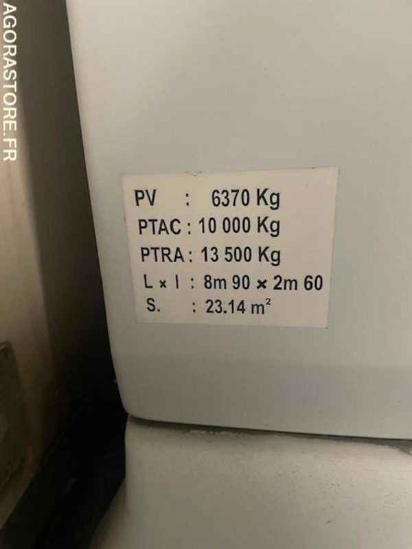 POID LOURD RENAULT MIDLUM - Refrigerator truck: picture 3 POID LOURD RENAULT MIDLUM - Refrigerator truck: picture 3