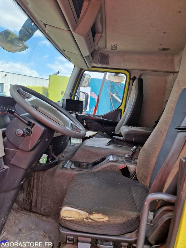 PORTEUR BOM 26T VOLVO GEESINK - 2014 - 154700kms - Garbage truck: picture 2 PORTEUR BOM 26T VOLVO GEESINK - 2014 - 154700kms - Garbage truck: picture 2
