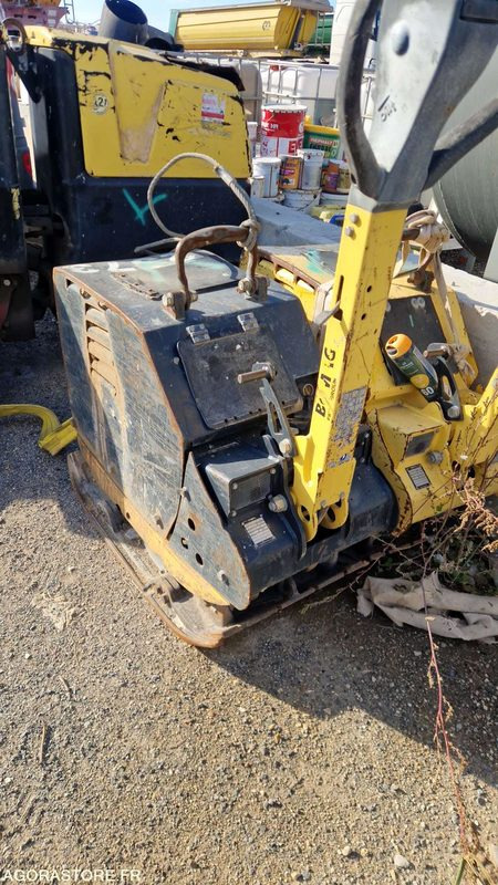 Plaque vibrante - Bomag 50/55 - Construction equipment: picture 1 Plaque vibrante - Bomag 50/55 - Construction equipment: picture 1