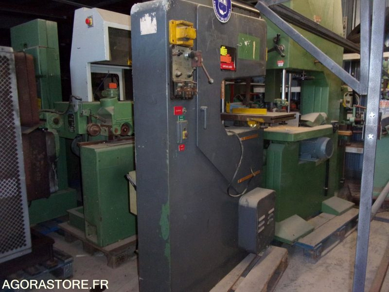 RARE SCIE a ruban verticale a métaux ULTRA - Metal band saw: picture 3 RARE SCIE a ruban verticale a métaux ULTRA - Metal band saw: picture 3