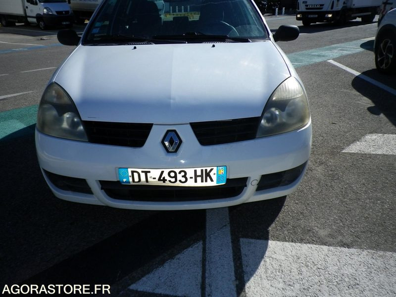 RENAULT CLIO CAMPUS ESSENCE 1.2 16V - Car: picture 2 RENAULT CLIO CAMPUS ESSENCE 1.2 16V - Car: picture 2