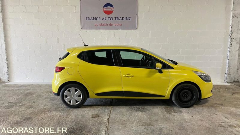 RENAULT ClIO IV 5 Portes 1.5 DCI FAP ECO2 S&S 75 CV - 2P013 - 231 897km - Car: picture 3 RENAULT ClIO IV 5 Portes 1.5 DCI FAP ECO2 S&S 75 CV - 2P013 - 231 897km - Car: picture 3