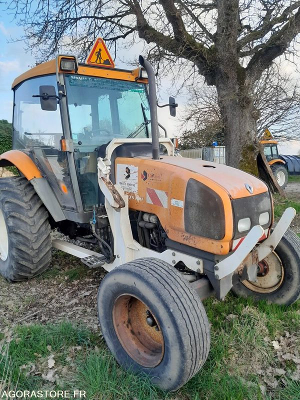 RENAULT ERGOS 100 - 2002 - 10 000 heures - Farm tractor: picture 2 RENAULT ERGOS 100 - 2002 - 10 000 heures - Farm tractor: picture 2