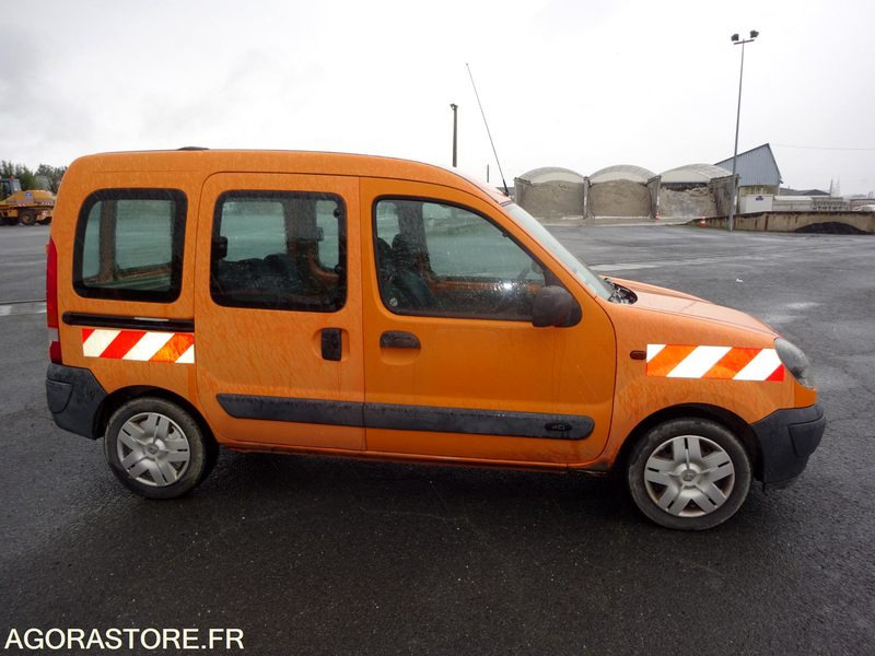 RENAULT KANGOO - Small van: picture 3 RENAULT KANGOO - Small van: picture 3
