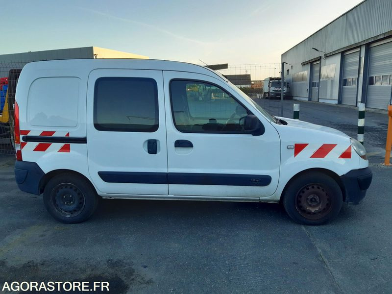 RENAULT Kangoo 1.2 Essence - Small van: picture 1 RENAULT Kangoo 1.2 Essence - Small van: picture 1