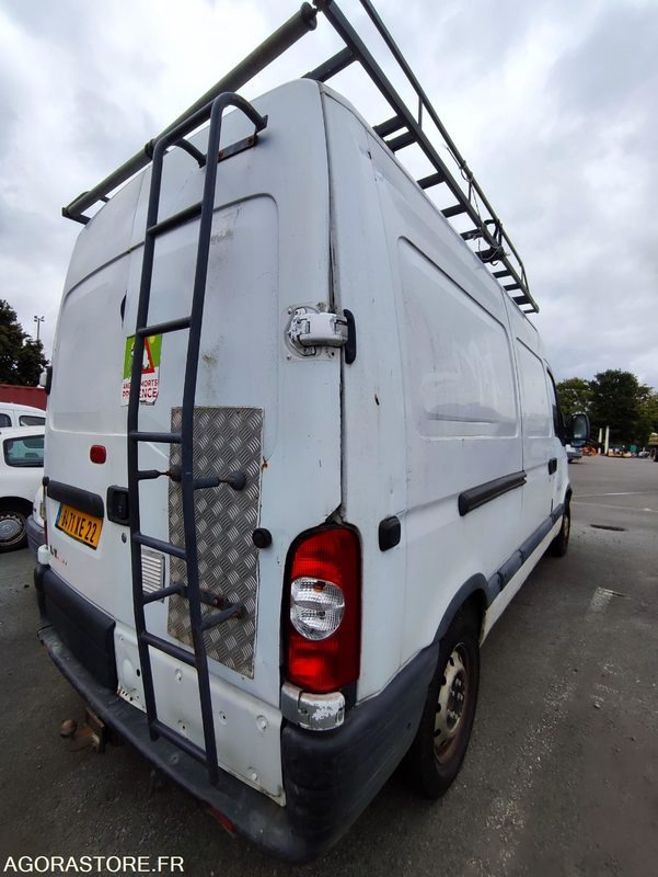 RENAULT MASTER II 2.5DCi - 120cv - Panel van: picture 4 RENAULT MASTER II 2.5DCi - 120cv - Panel van: picture 4