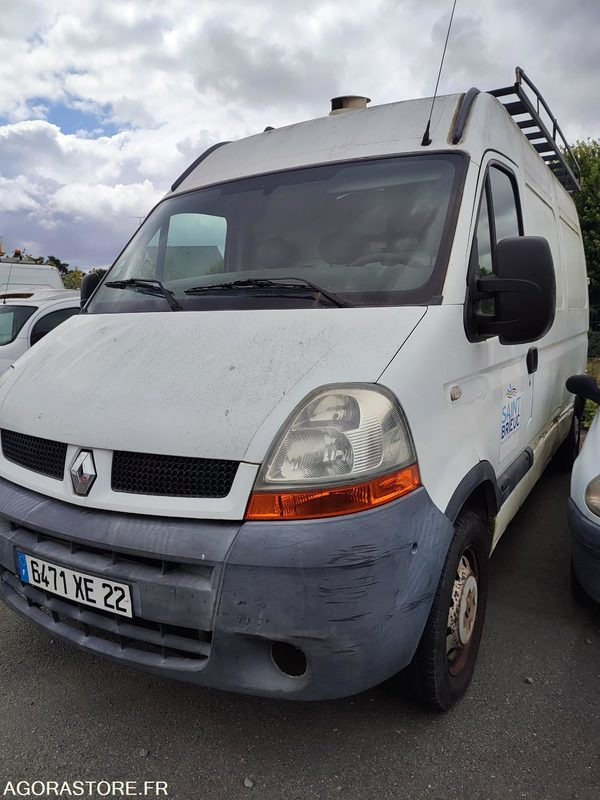 RENAULT MASTER II 2.5DCi - 120cv - Panel van: picture 2 RENAULT MASTER II 2.5DCi - 120cv - Panel van: picture 2