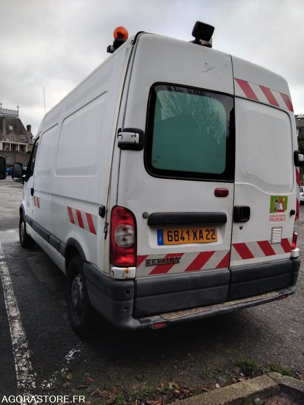 RENAULT MASTER II PHASE II -2.5DCi - 120cv - Panel van: picture 3 RENAULT MASTER II PHASE II -2.5DCi - 120cv - Panel van: picture 3