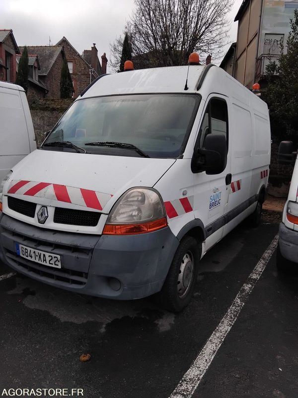 RENAULT MASTER II PHASE II -2.5DCi - 120cv - Panel van: picture 1 RENAULT MASTER II PHASE II -2.5DCi - 120cv - Panel van: picture 1