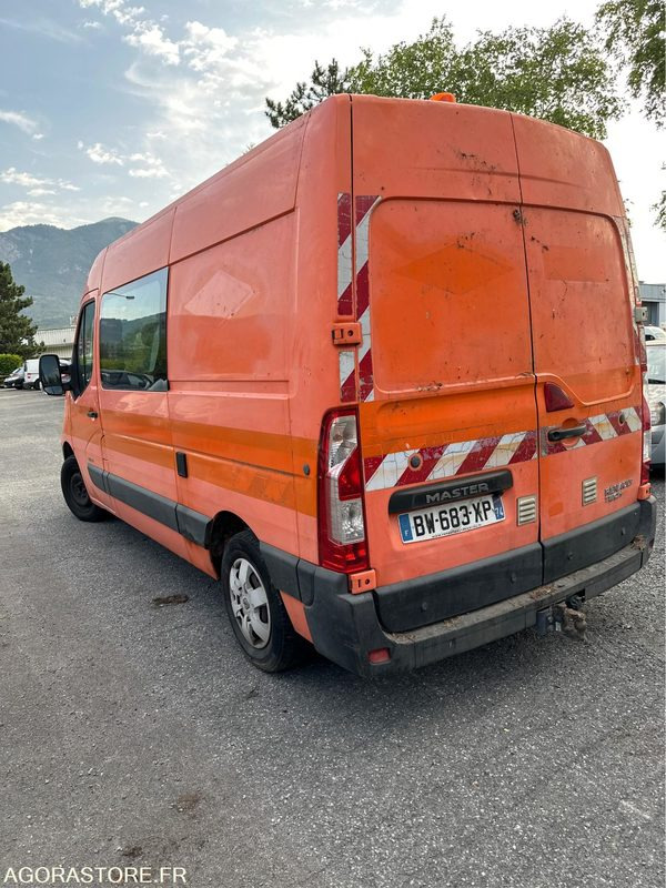 RENAULT- MASTER L2H2 3T5 DCI 125 - 2011 - 152781 KM - P1509015 - Panel van: picture 4 RENAULT- MASTER L2H2 3T5 DCI 125 - 2011 - 152781 KM - P1509015 - Panel van: picture 4