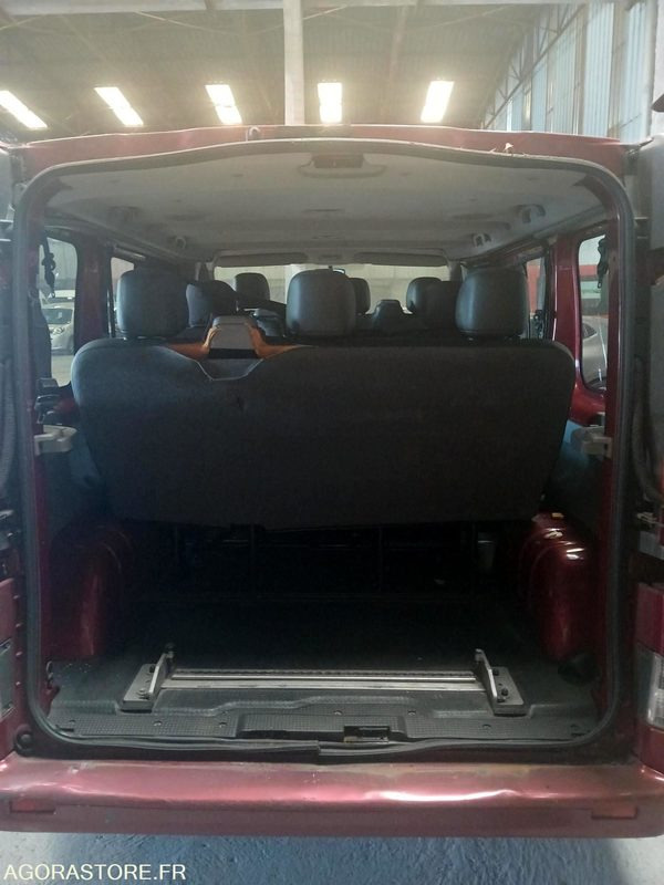 RENAULT TRAFIC TPMR N°090322 - Minibus, Passenger van: picture 4 RENAULT TRAFIC TPMR N°090322 - Minibus, Passenger van: picture 4