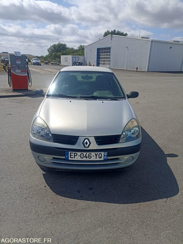 Renault Clio 2 1.5 dCi - 107100kms - 2004 - Car: picture 1 Renault Clio 2 1.5 dCi - 107100kms - 2004 - Car: picture 1