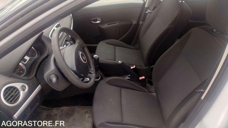 Car Renault - Clio - 2012 - 172874 kms: picture 14