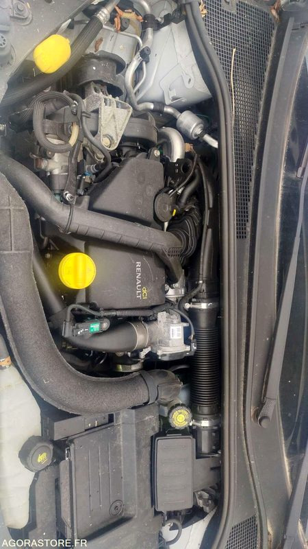 Car Renault - Clio - 2012 - 172874 kms: picture 11