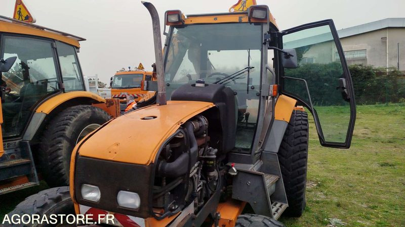 Renault Ergos 100 - 2001 - 11860h - 161ASD31 - Farm tractor: picture 1 Renault Ergos 100 - 2001 - 11860h - 161ASD31 - Farm tractor: picture 1