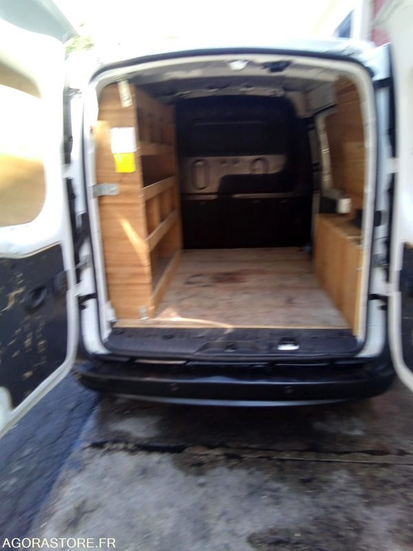 Small van Renault Kangoo 1.5 dci  90 CV - 2019 - 167970 kms: picture 6