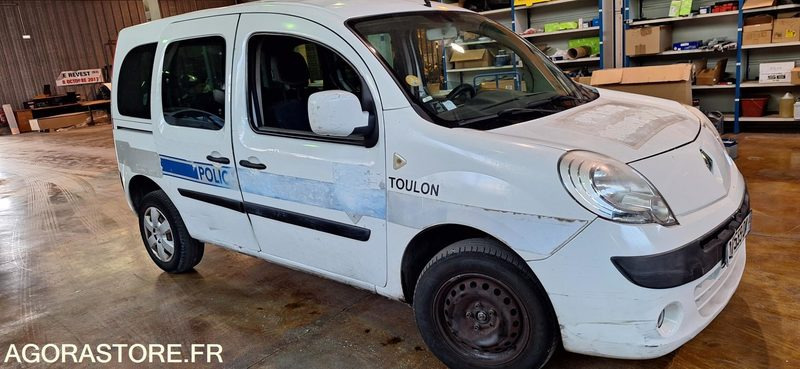 Renault Kangoo (Ancien véhicule de la Police Municipale) - Car: picture 4 Renault Kangoo (Ancien véhicule de la Police Municipale) - Car: picture 4