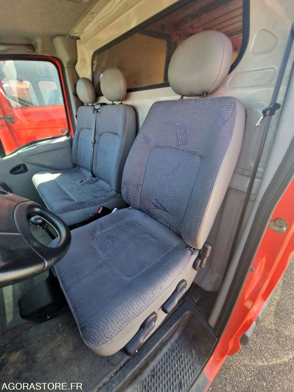 Renault Master -125YR69 - Panel van: picture 5 Renault Master -125YR69 - Panel van: picture 5
