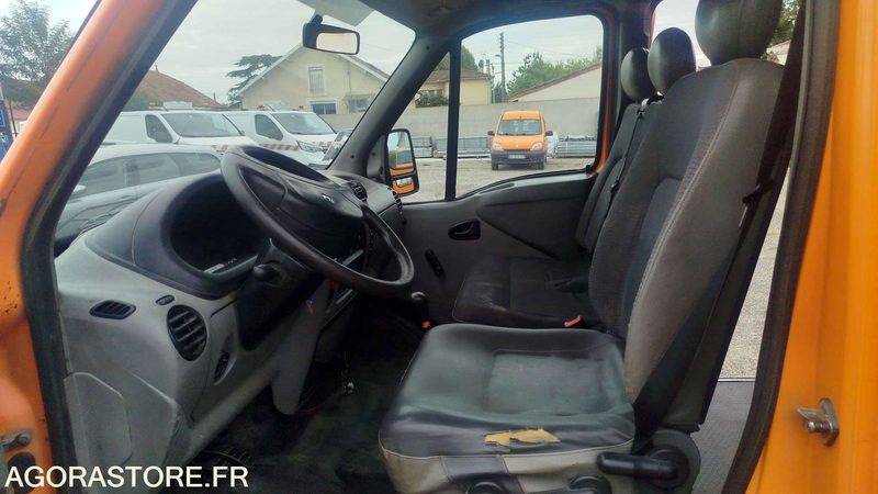 Renault - Master - 2003 - 417490 kms - Panel van: picture 5 Renault - Master - 2003 - 417490 kms - Panel van: picture 5